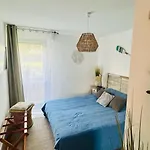 Wunderschoene Renovierte Mit Vollem Meerblick By Interhome * Sète