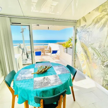 Wunderschoene Renovierte Mit Vollem Meerb By Interhome * Sète